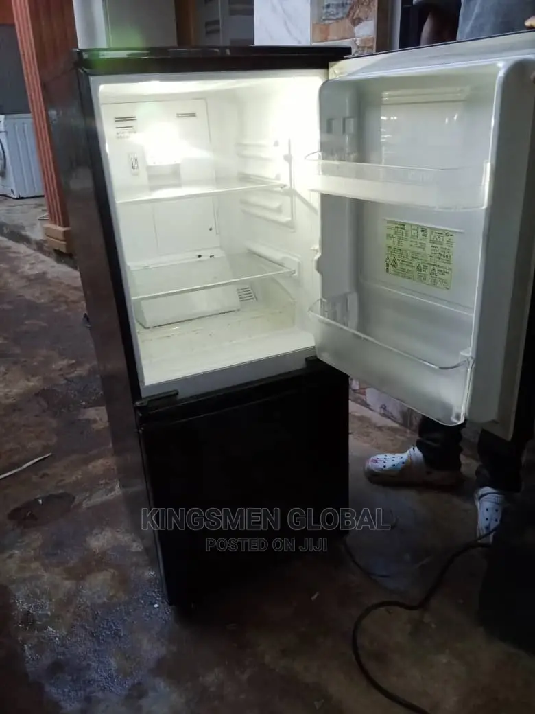 Medium Size Samsung Double Door Fridge-Freezer