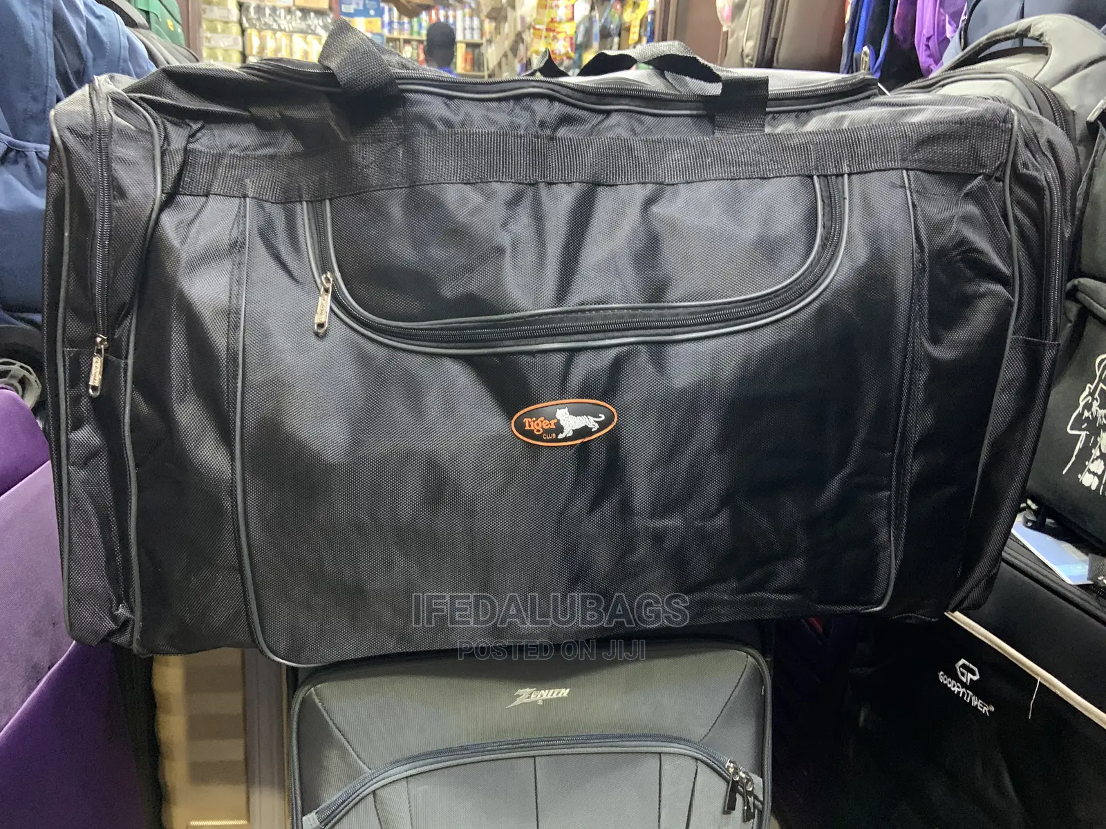 Biggest Size Weightless Traveling Bag
