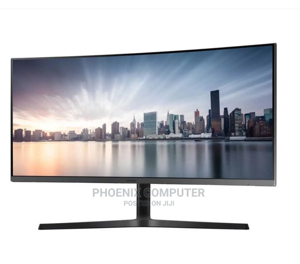 34" Samsung Curved Monitor Ideal for Multi-Taskers.