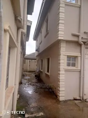 Furnished 3bdrm Apartment in Abiola Farm Estate, Ipaja for Sale