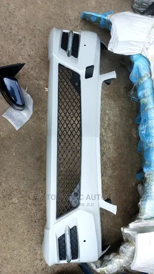Mercedes-benz C300 Front Bumper 2010 To 2013