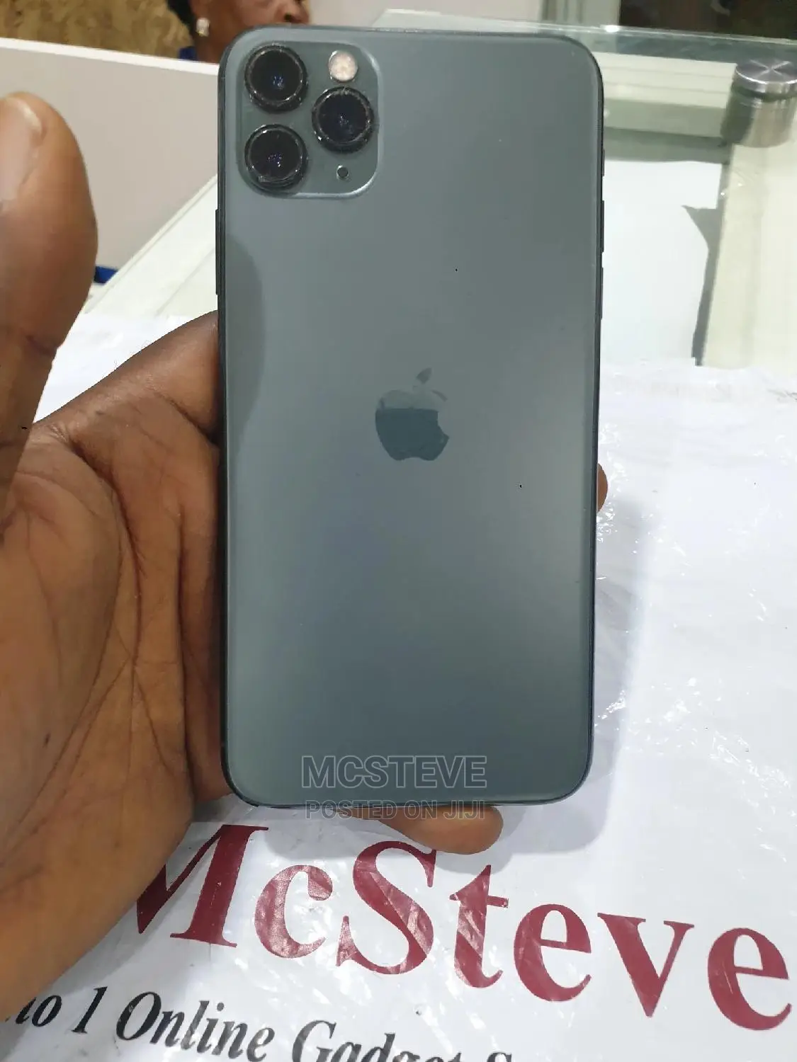 Apple iPhone 11 Pro Max 64 GB Green