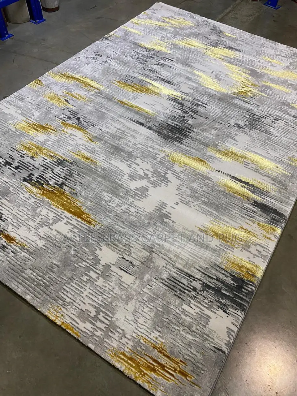Top Grade Center Rug
