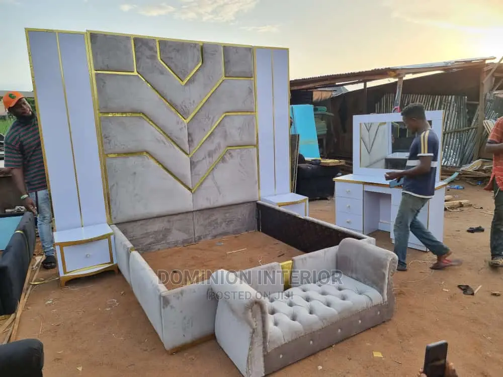 Luxury High Bedframe
