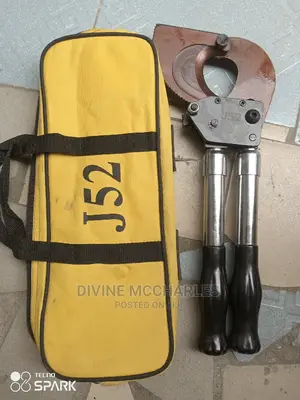 Hand Ratchet Cable Cutter
