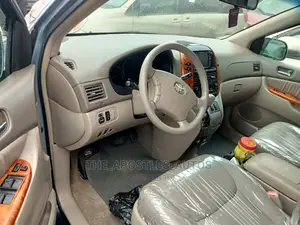 Toyota Sienna XLE Limited FWD 2006 Blue