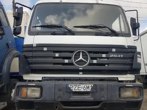 M/Benz Truck 2531 Model 10bolits 8tyers