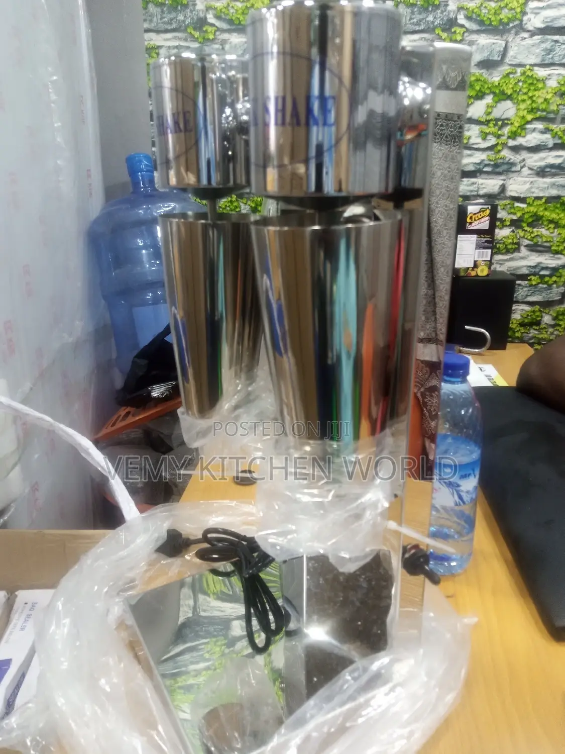 Milk Shaker Machine