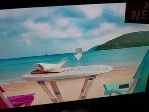 65 Inches LG Wall Screen Smart Tv