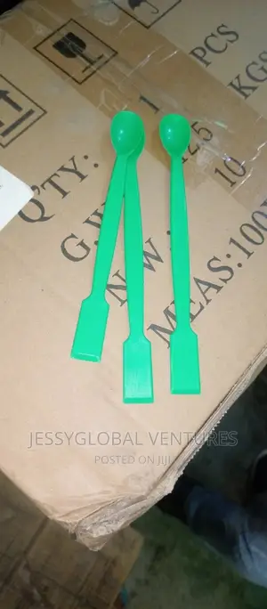 Plastic Spatula