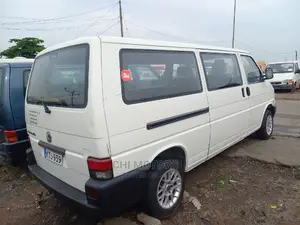 Volkswagen Transporter 2007 White