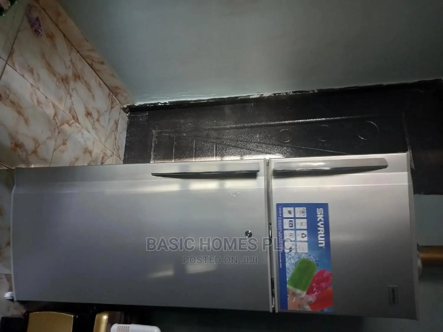 Skyrun Fridge 200l