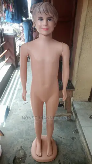 Plastic Age 8 to 12 Years Unisex Display Mannequin