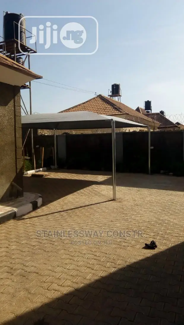 Carport 4 Stands