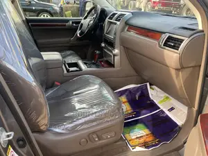 Lexus GX 460 Base 2013 Gray