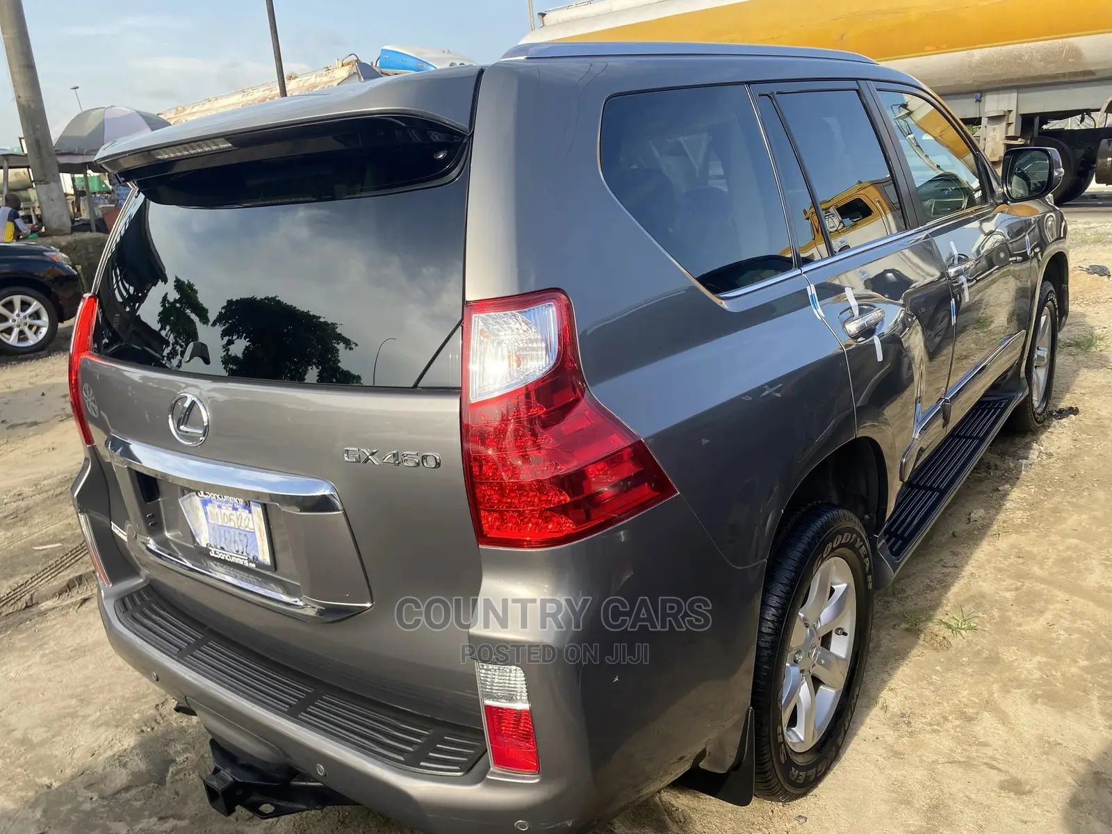 Lexus GX 460 Base 2013 Gray