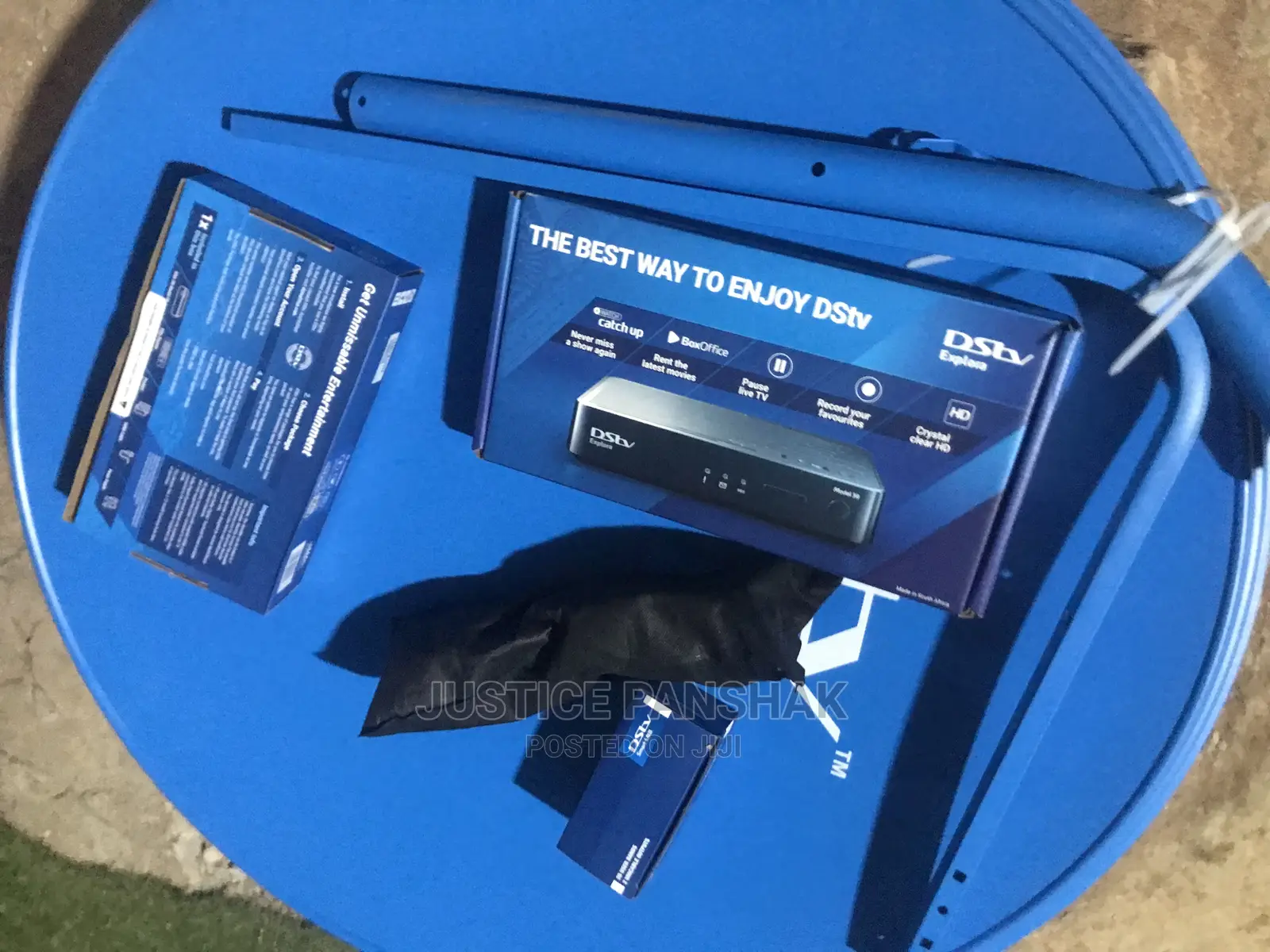 DSTV Explorer 2a