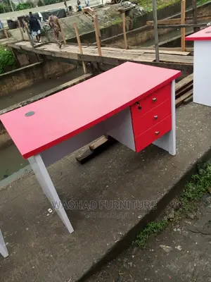 Four Feet Table.