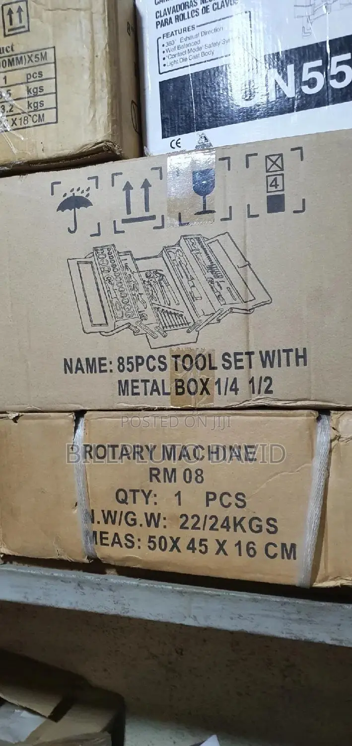 85pics Of Tools Box