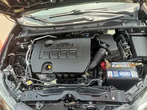 Toyota Corolla LE (1.8L 4cyl 2A) 2018 Black