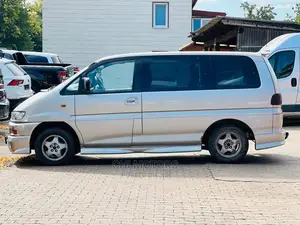 Mitsubishi Space Gear 2005 Silver
