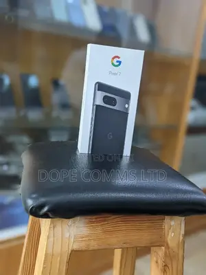 Photo - New Google Pixel 7 128 GB Black