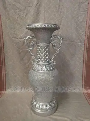 Quality Royal Flower Vase