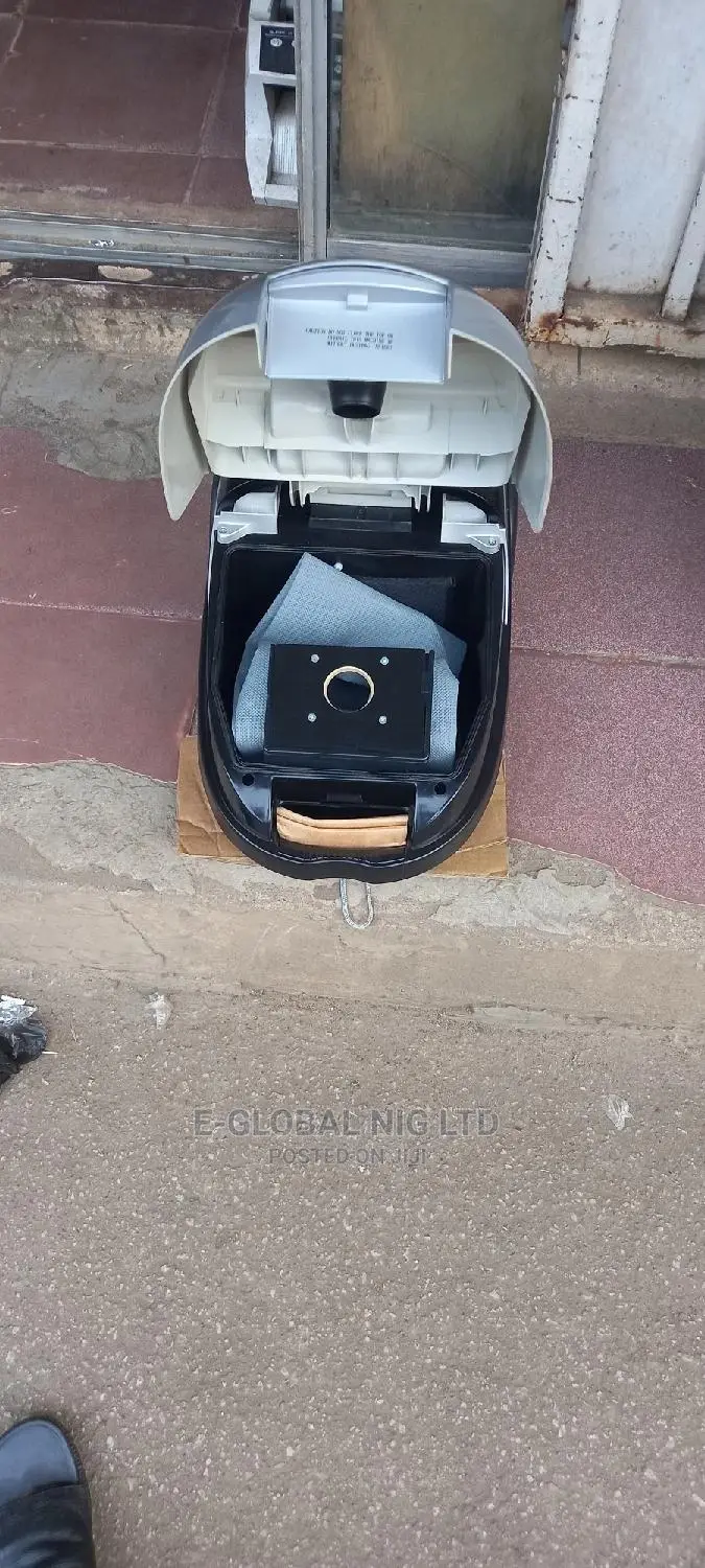 Astron Vaccum Cleaner