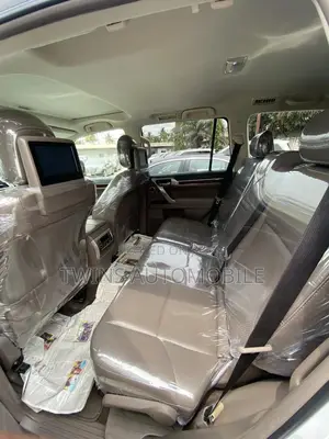Lexus GX 460 Premium 2013 White