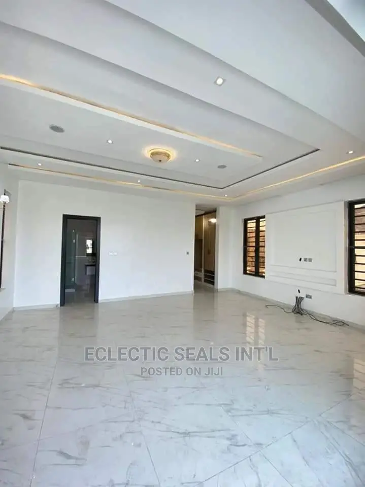 Interior Designer