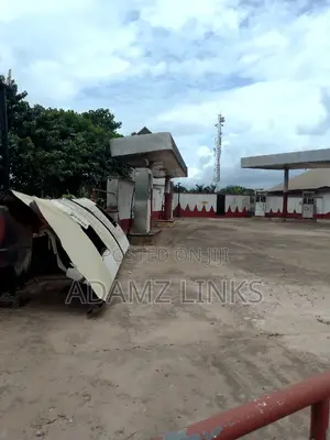 Photo - 12 Pumps Filling Station