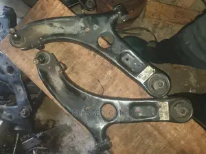 Hyundai Elentra 2012 Lower Arm