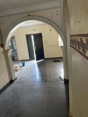 Furnished 3bdrm Apartment in Ajayi Road for rent