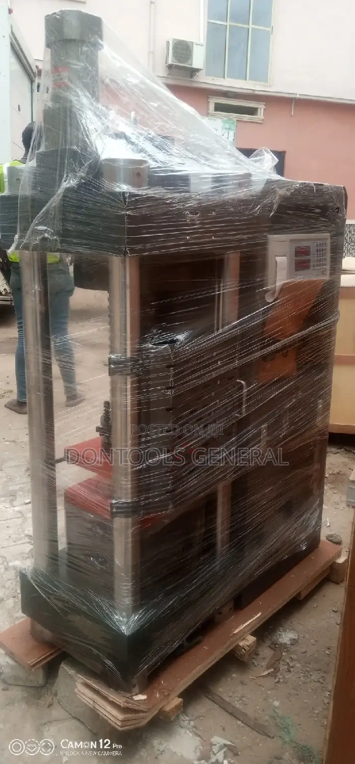 3000KN Fully Automated Compression Testing Machine