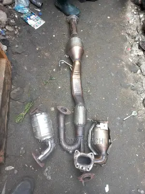 Complete Catalyst Converter Toyota Camry 2020 V6