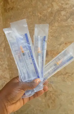 Disposable Syringe With Needle 1ML