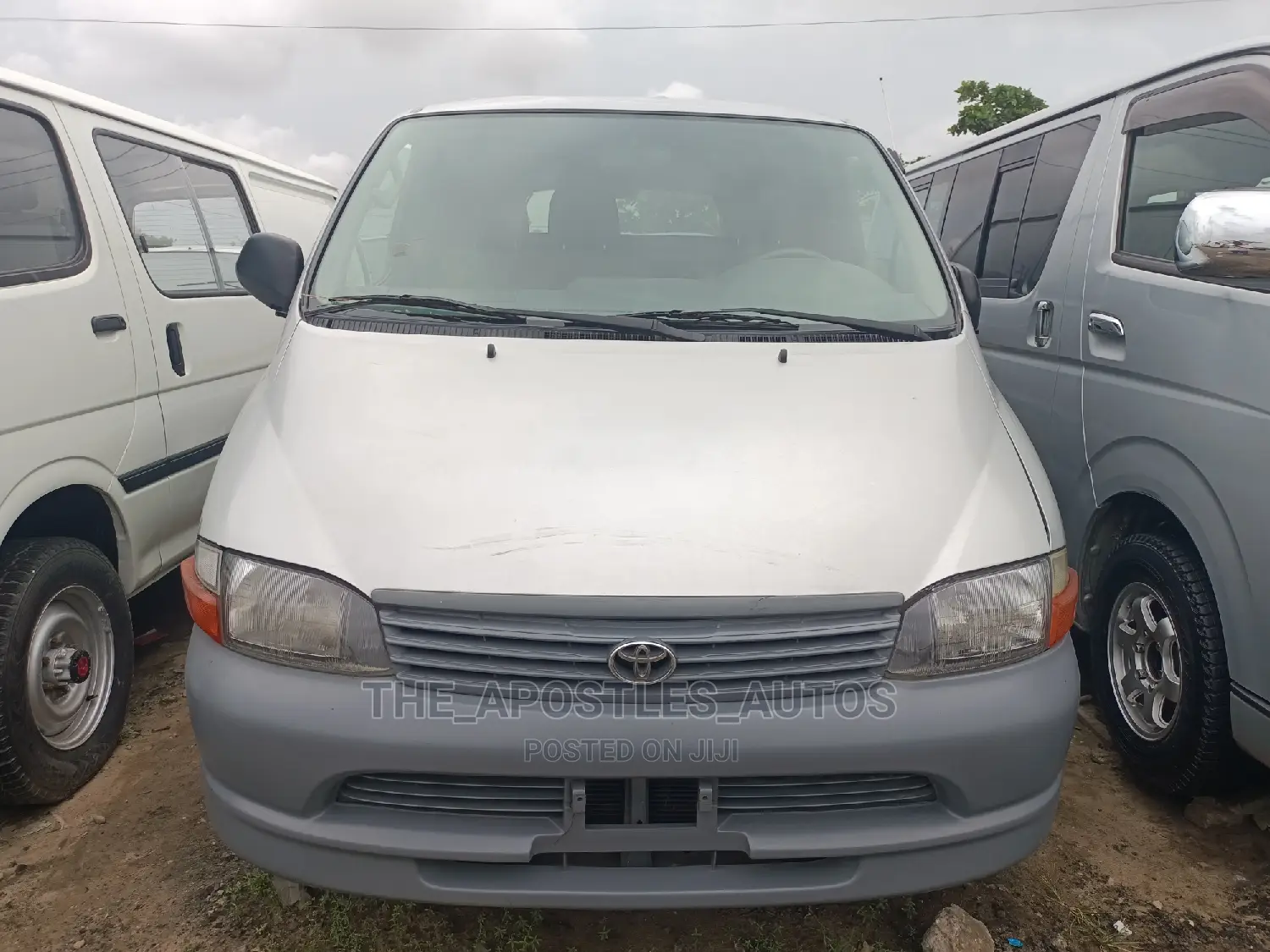 Toyota HiAce 2003 Grey