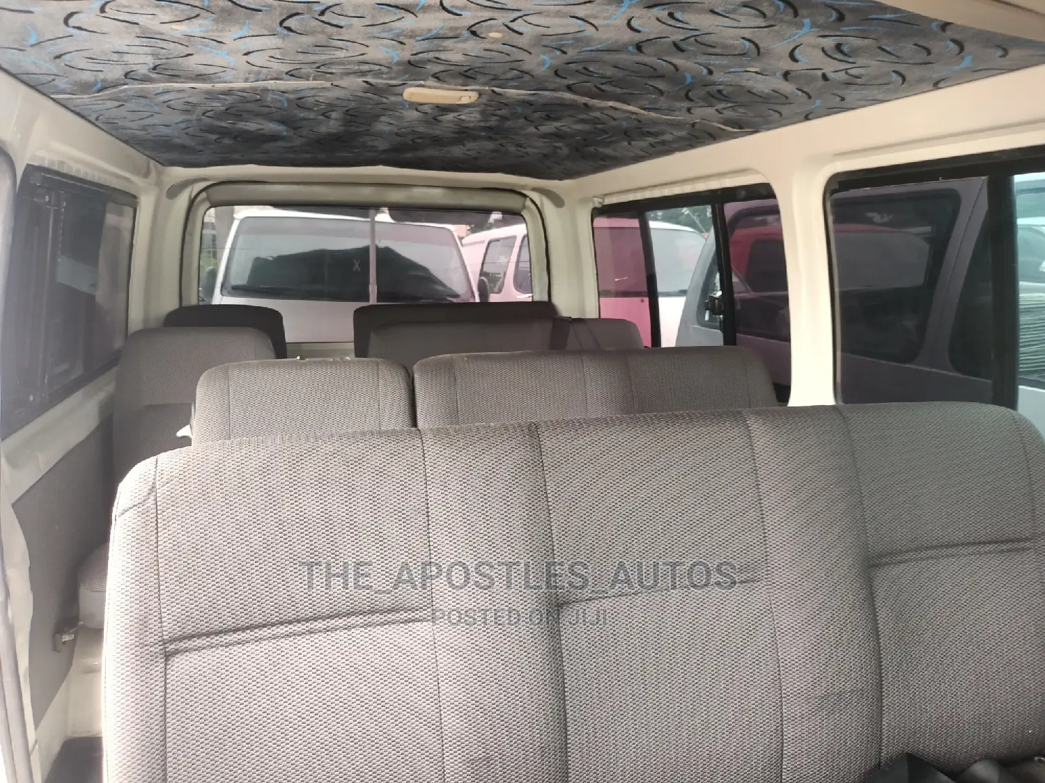 Toyota HiAce 2011 White