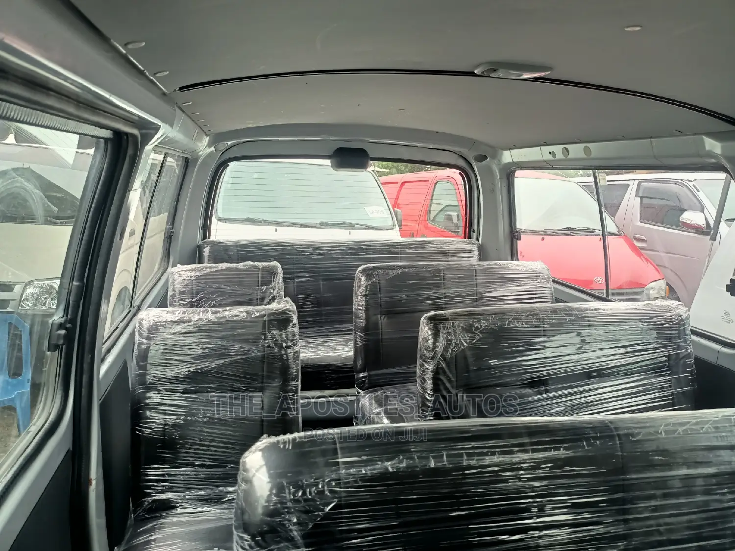 Toyota HiAce 2002 Grey