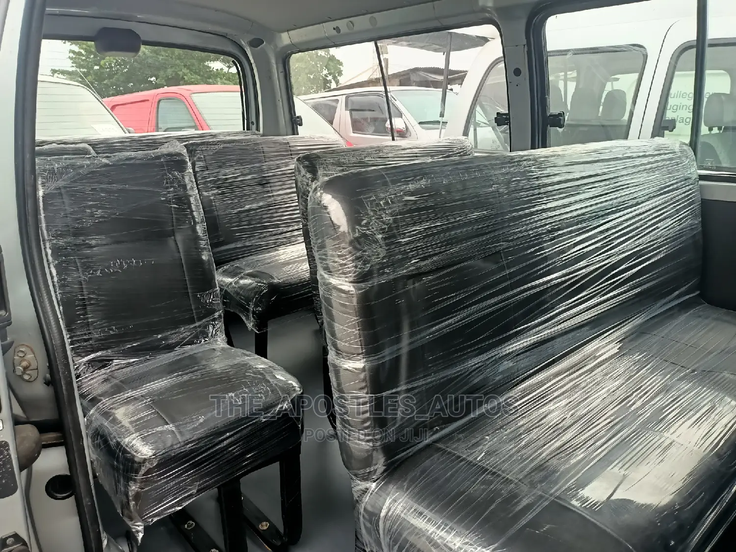 Toyota HiAce 2002 Grey