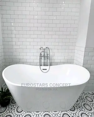 England Executive Bath Tub