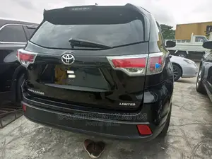 Toyota Highlander 2016 Black