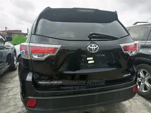Toyota Highlander 2016 Black