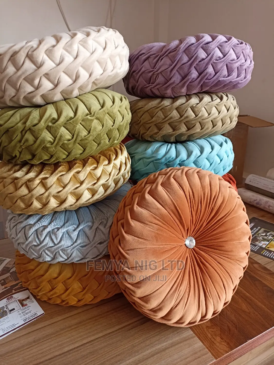 Throw Pillow/Decorative Pillow