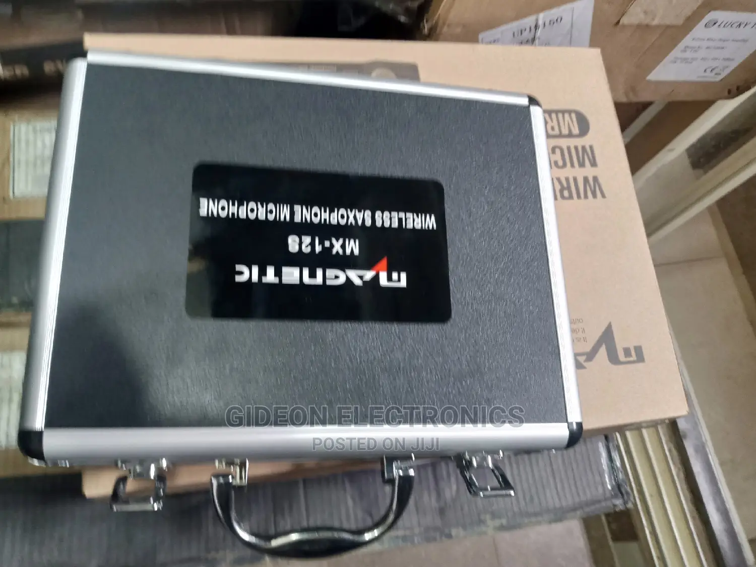Magnetic Saxophone Wireless Microphone