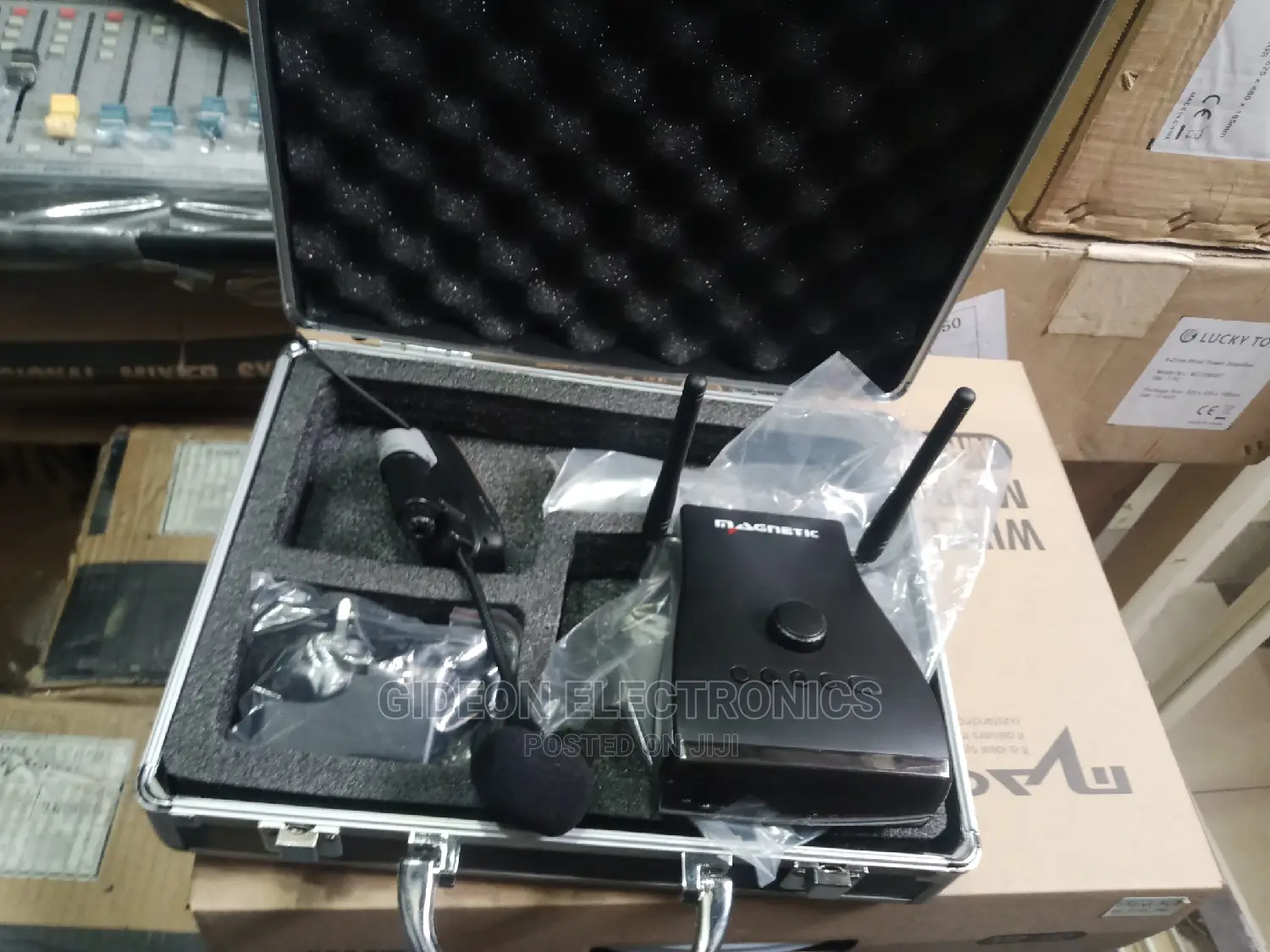 Magnetic Saxophone Wireless Microphone