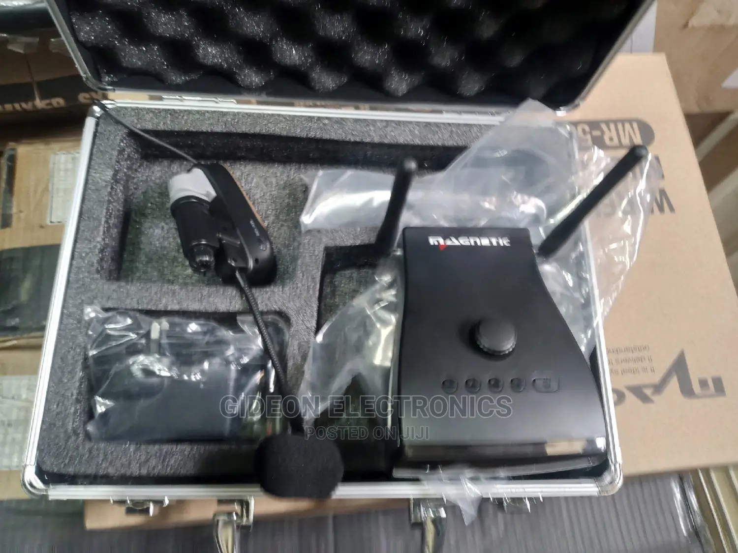 Magnetic Saxophone Wireless Microphone