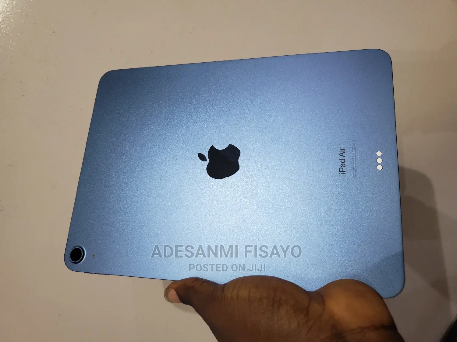 New Apple iPad Air (2022) 64 GB Blue