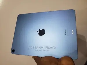 New Apple iPad Air (2022) 64 GB Blue