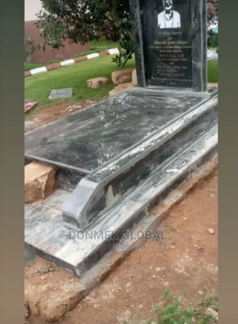 Engraving With Marble